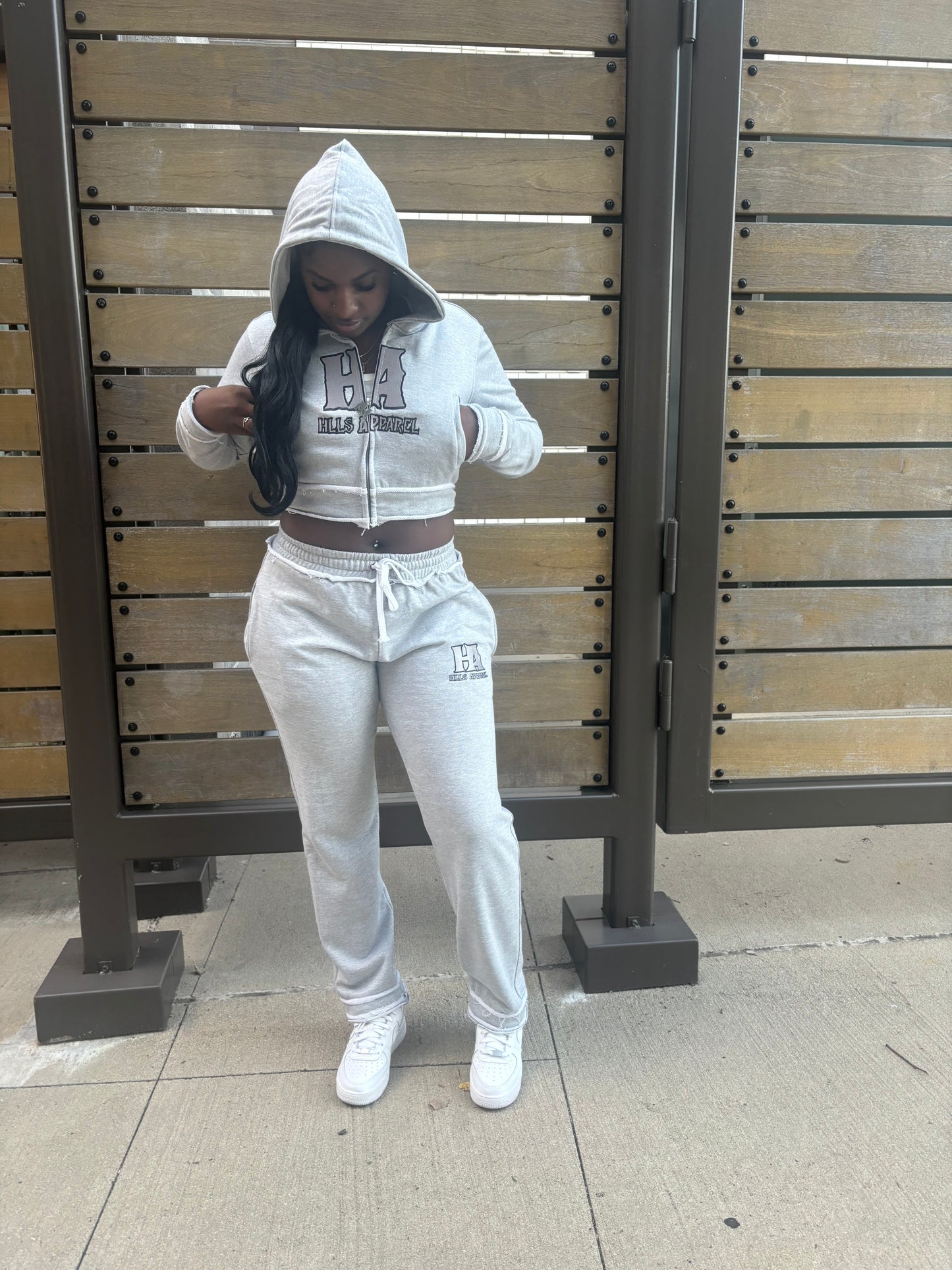 Hlls Cropped Sweatsuit Grey